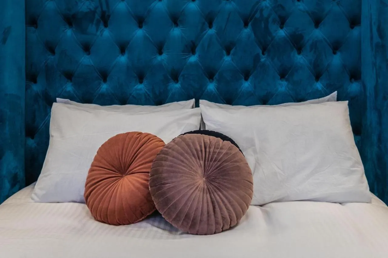 New & Unique Apartment - A 5 Minutes Ferry To Capital City Of Valletta Senglea